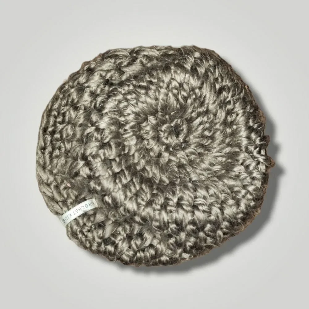 Handmade kids crochet thick yarn beanie winter hat - Picture 3 of 5